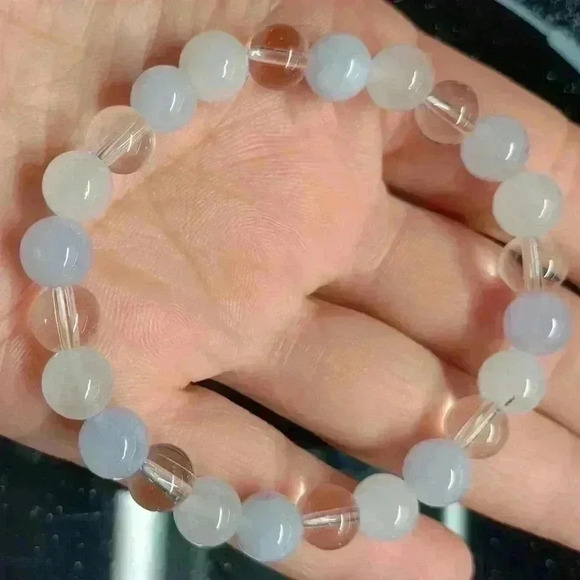 Labradorite, Crystal Quartz & Selenite Wellness Bracelet for Protection ๐ - Picture 6 of 7